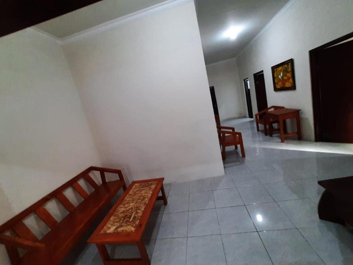 999 Khs Homestay Gilimanuk Exterior foto